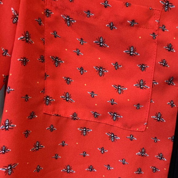 Libby Edelman Bee Print Blouse Top Size XS Red Black - Picture 2 of 3